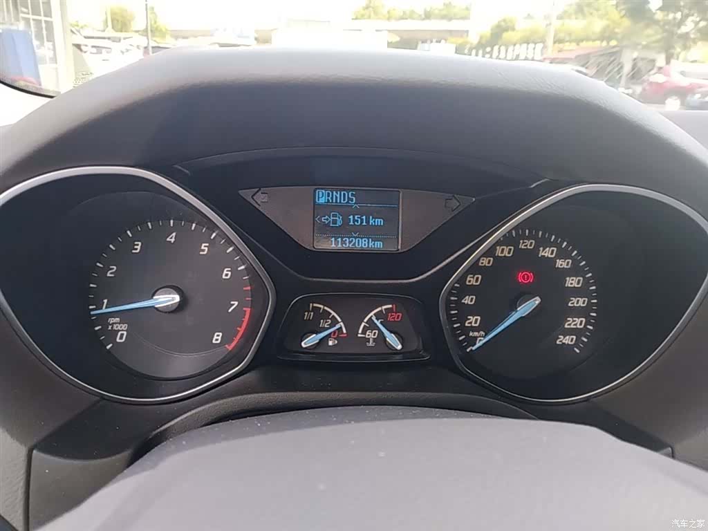 Ford Focus, 2015 12
