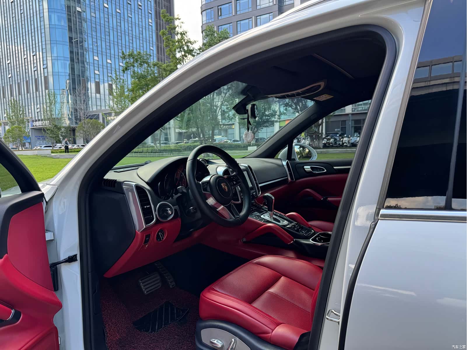 Porsche Cayenne, 2015 4