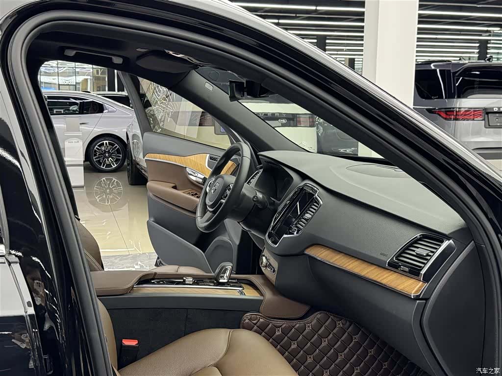 Volvo XC90, 2022 8
