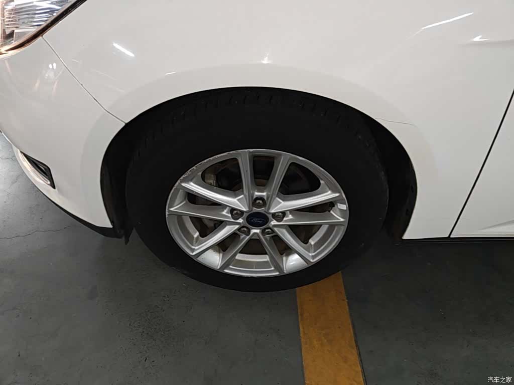 Ford Focus, 2016 23