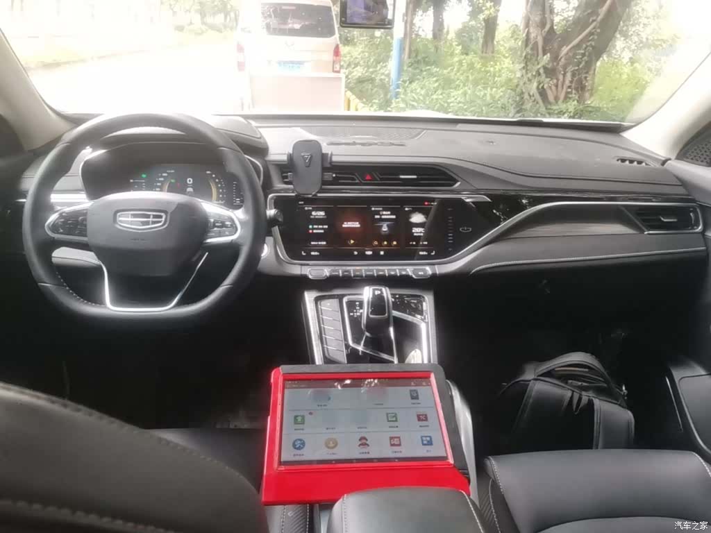Geely Boyue, 2021 10