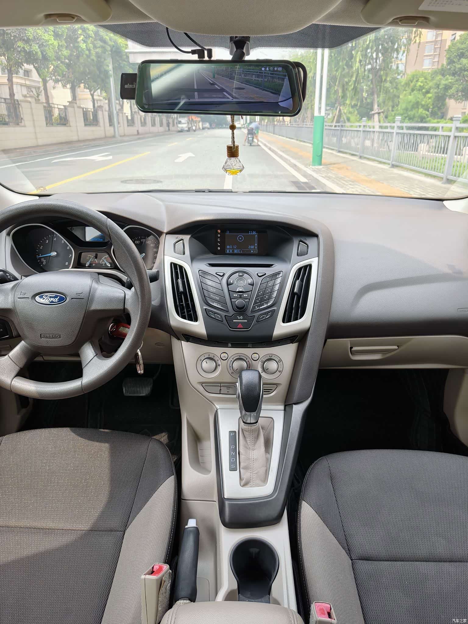 Ford Focus, 2015 13