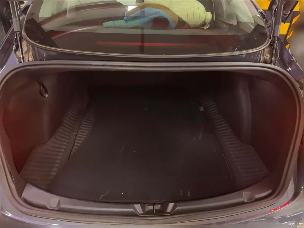 Tesla Model 3, 2020 10