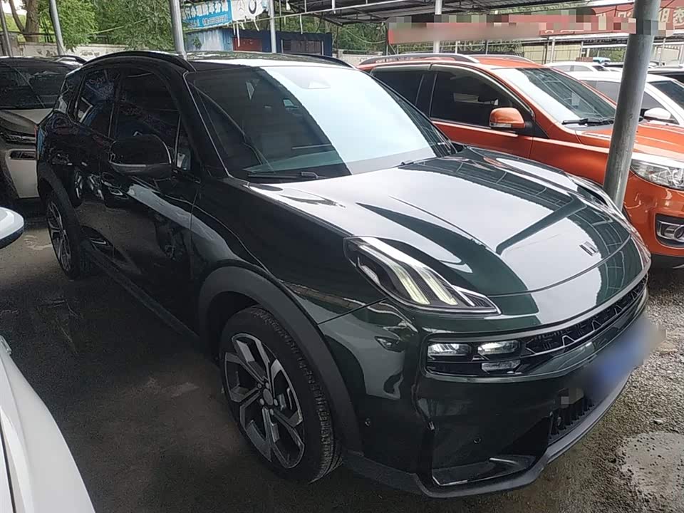 Lynk & Co 06 Lynk & Co 06