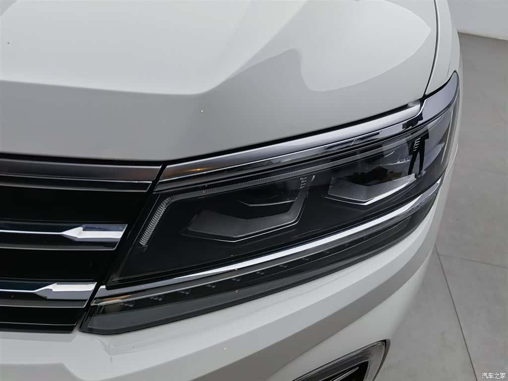 Volkswagen Tiguan L, 2020 7