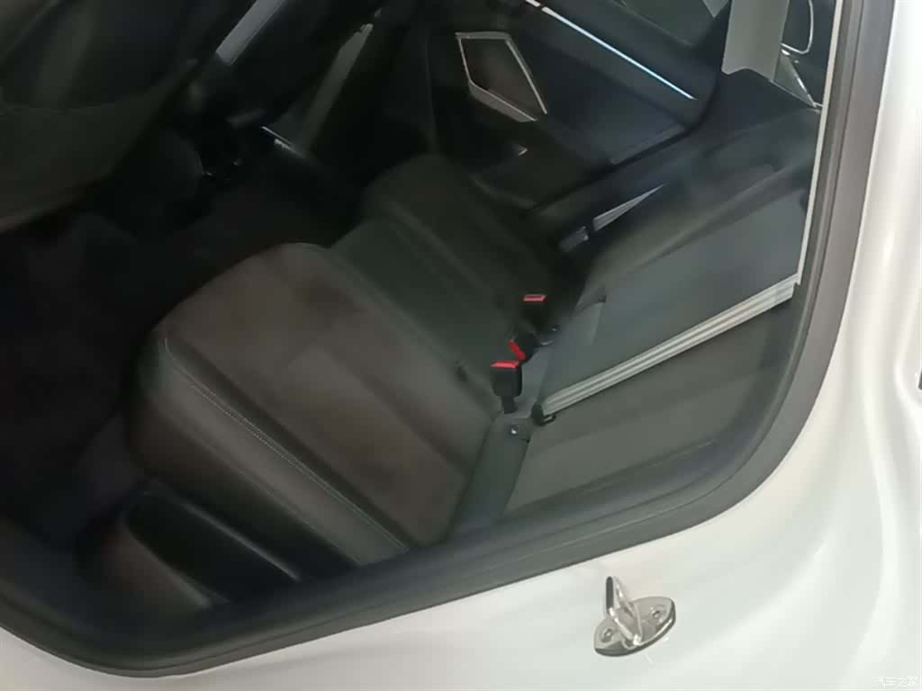 Audi Q3, 2022 17