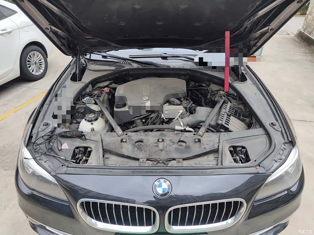 BMW 5 Series, 2015 11