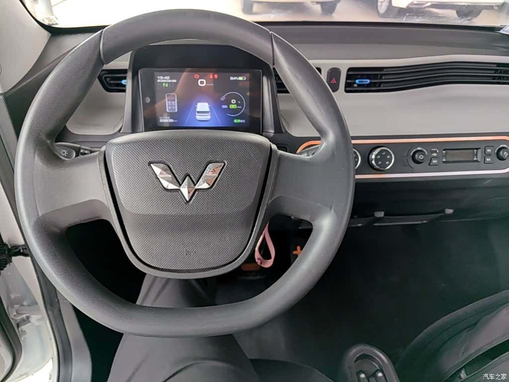 Wuling MINIEV, 2021 10