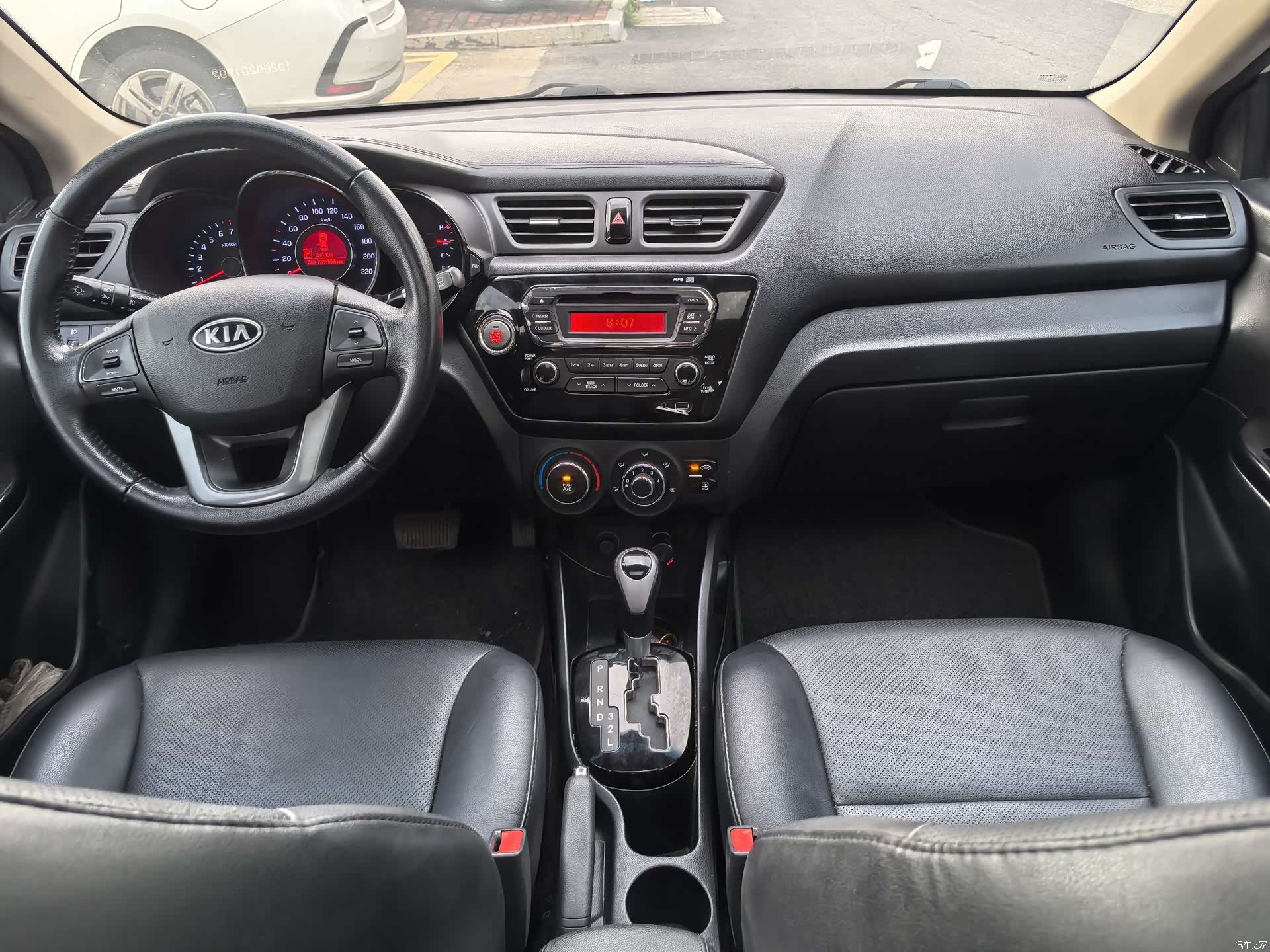 Kia K2, 2012 9