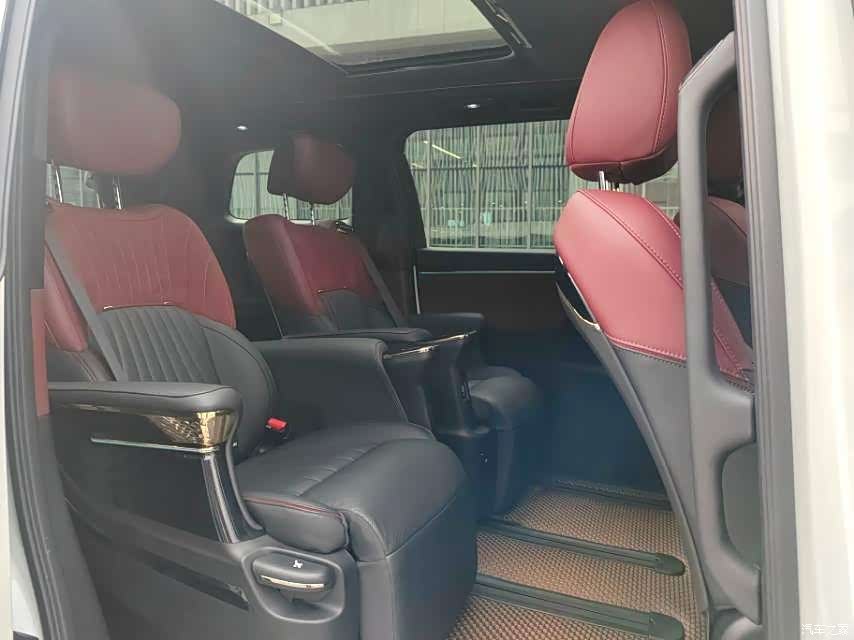 Trumpchi M8, 2023 все фото