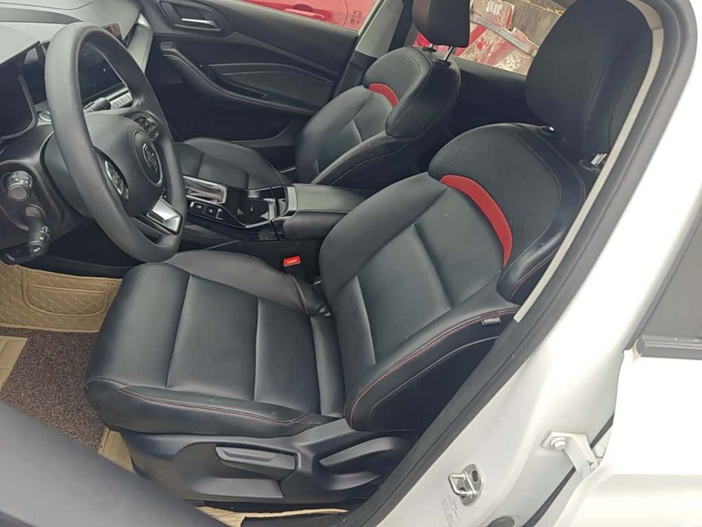 MG MG5, 2021 11