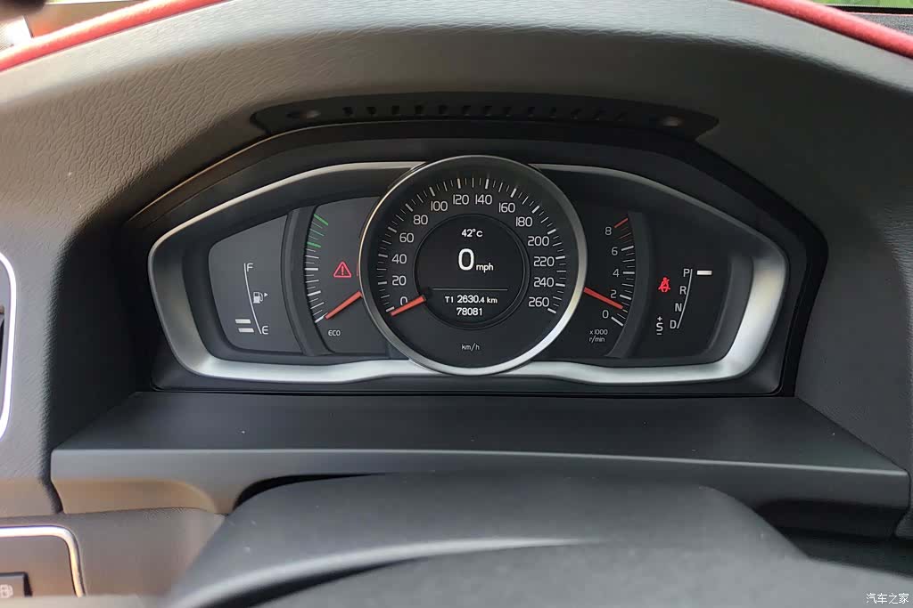 Volvo S60, 2015 14