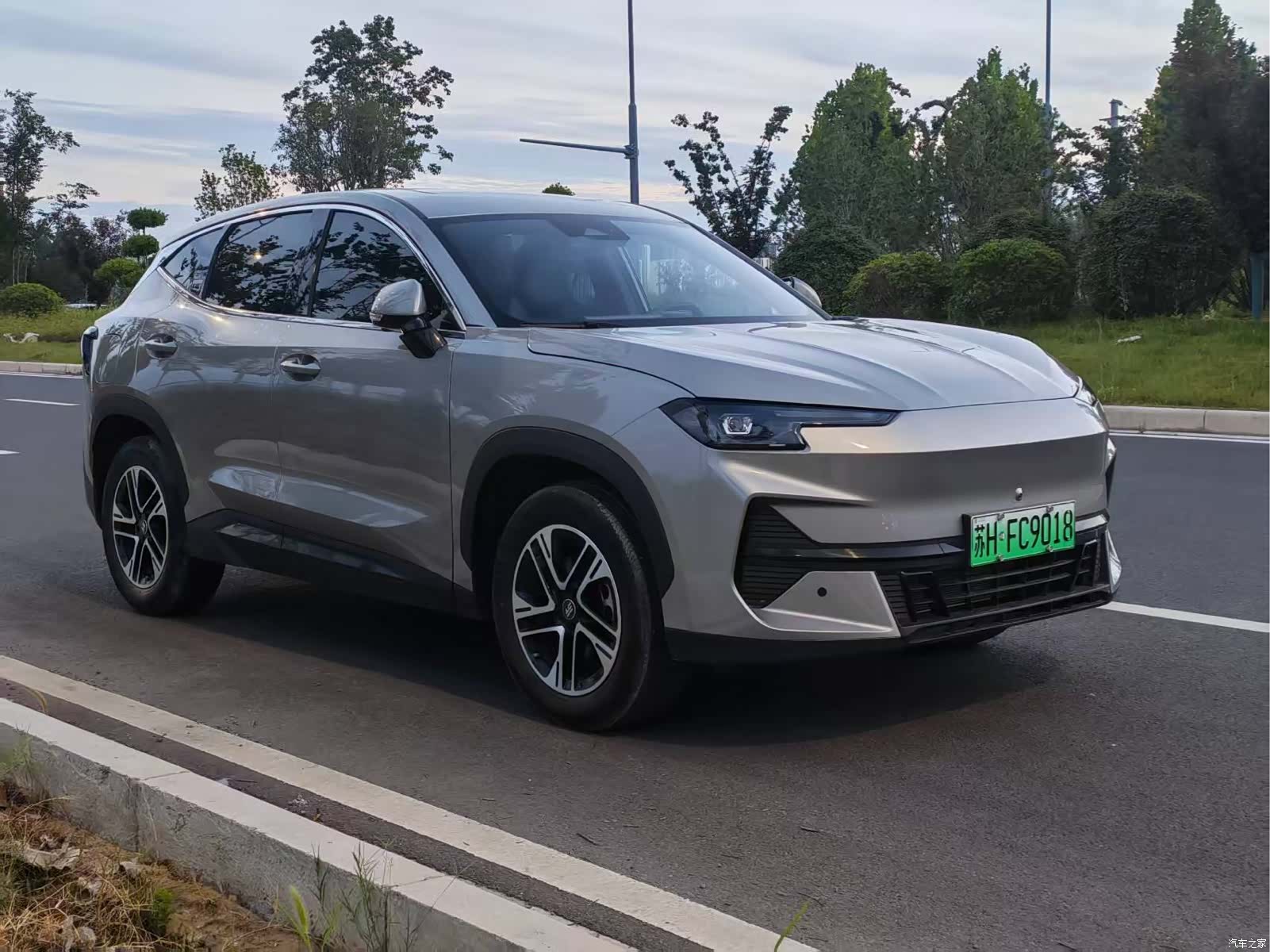 Jetour L6, 2025 4