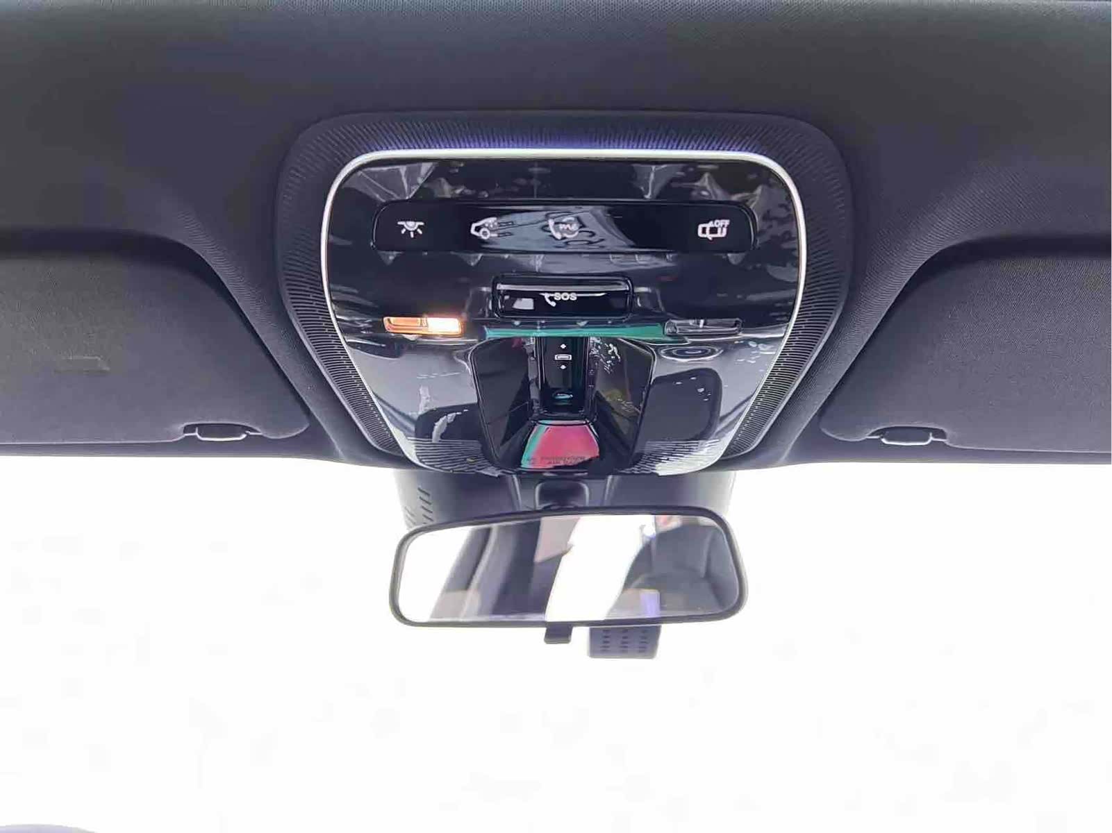 Mercedes-Benz C-Class, 2024 19