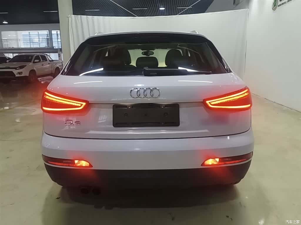 Audi Q3, 2016 6