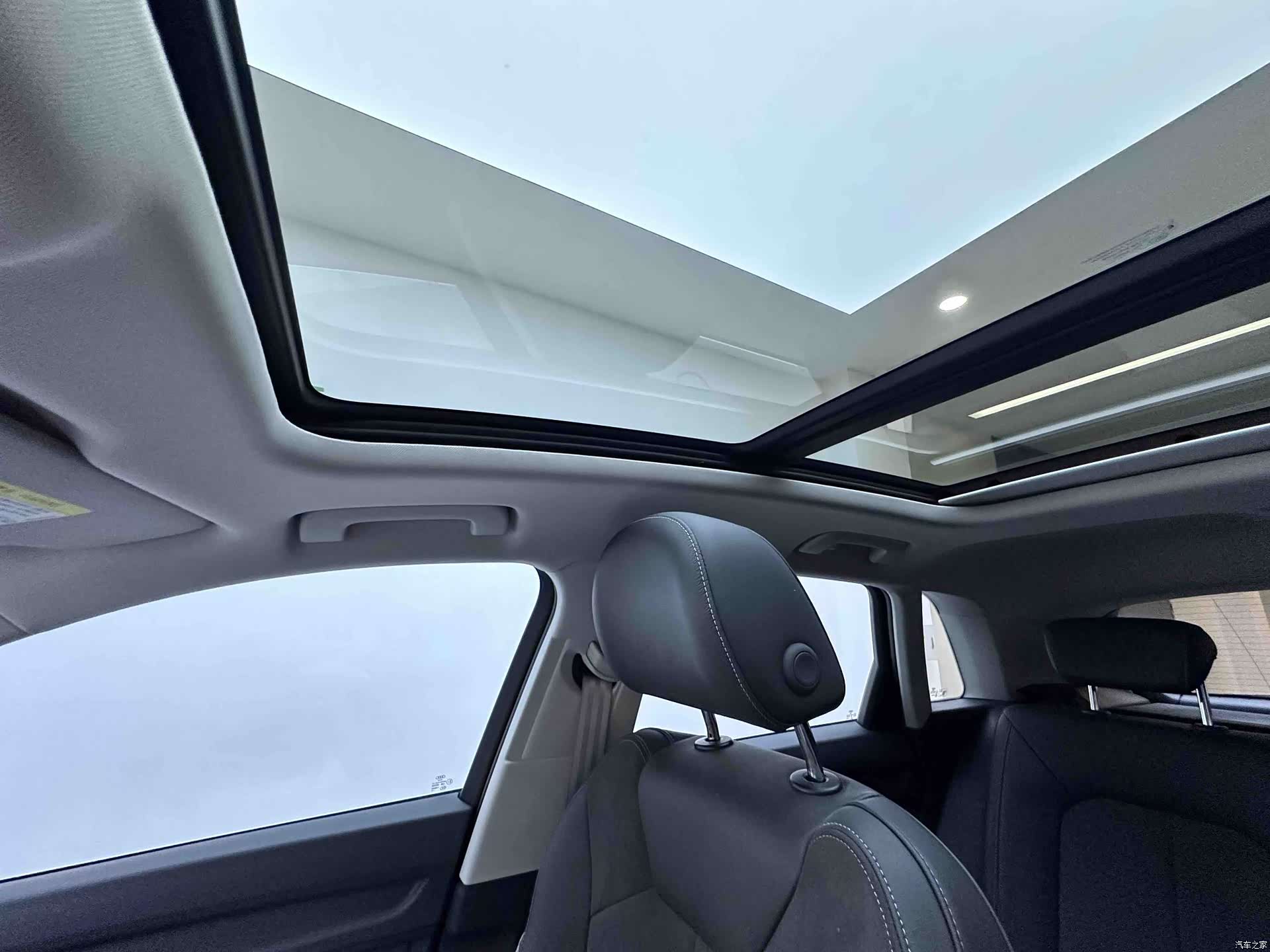 Audi Q3, 2023 14