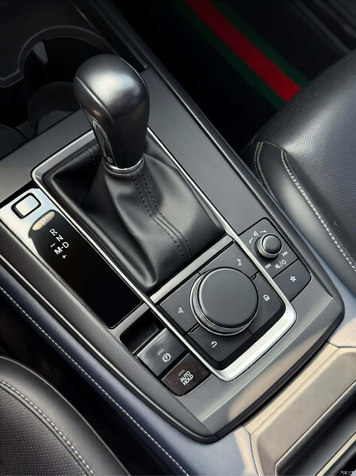 Mazda CX-30, 2022 18