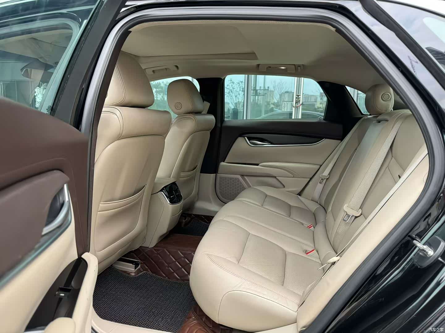 Cadillac XTS, 2015 6