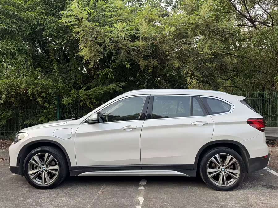 BMW X1 PHEV 2020, фото 3