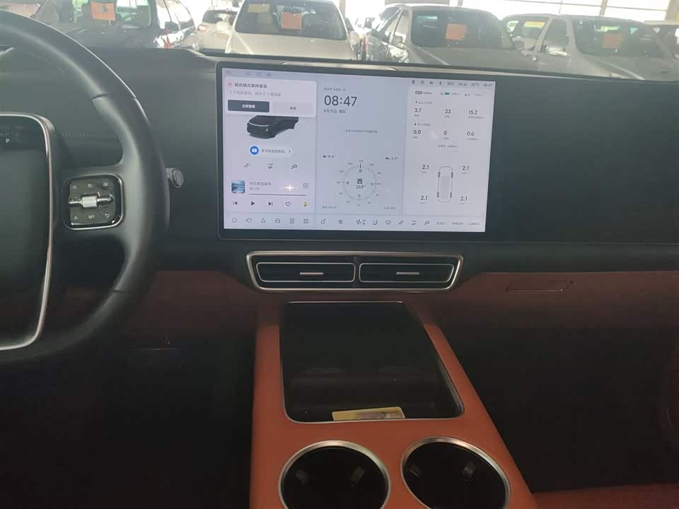 Li Auto Ideal L8