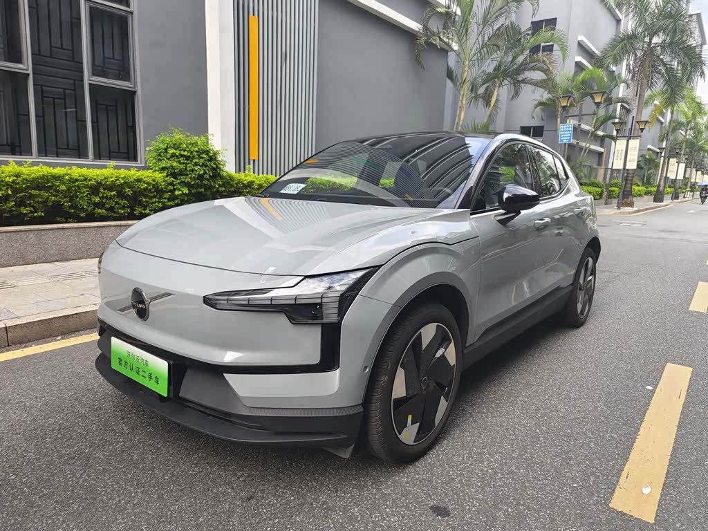 Volvo EX30 2025 Ultra