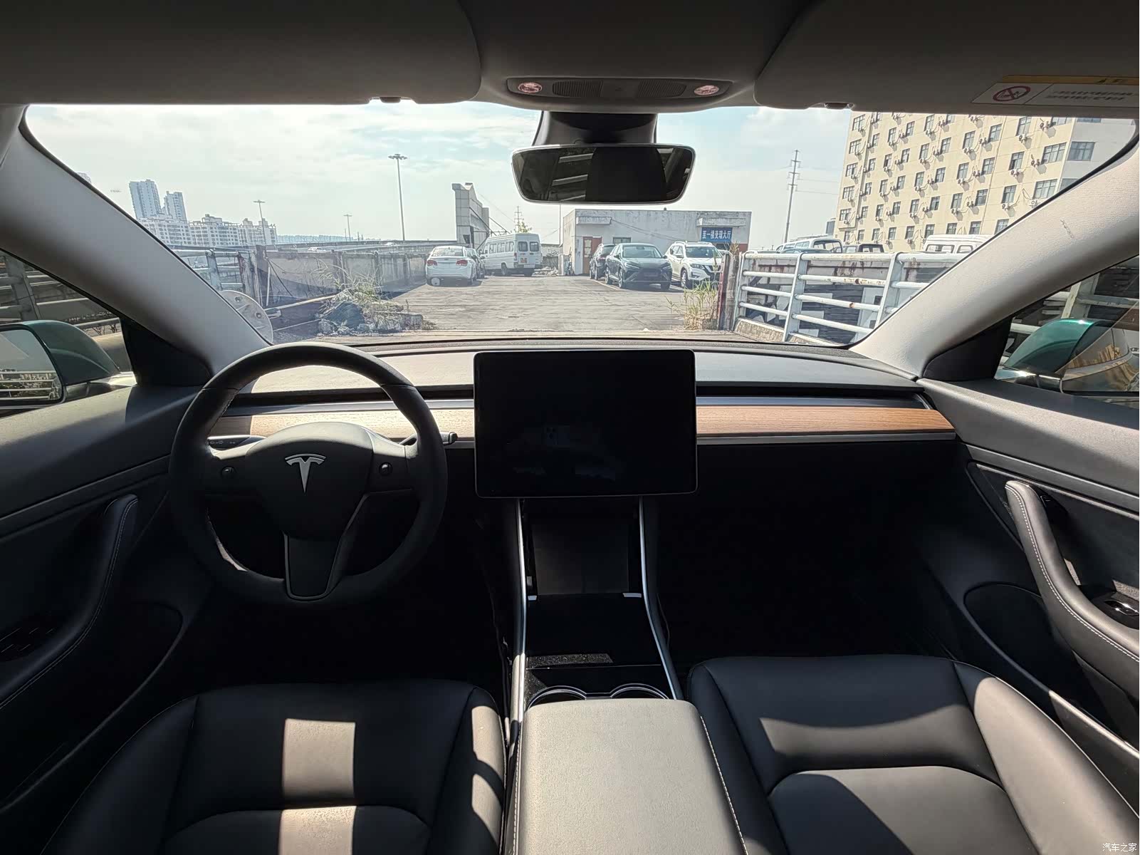 Tesla Model 3, 2020 12