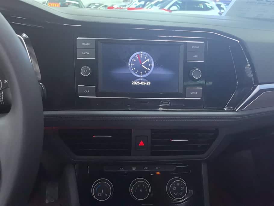 Volkswagen Sagitar