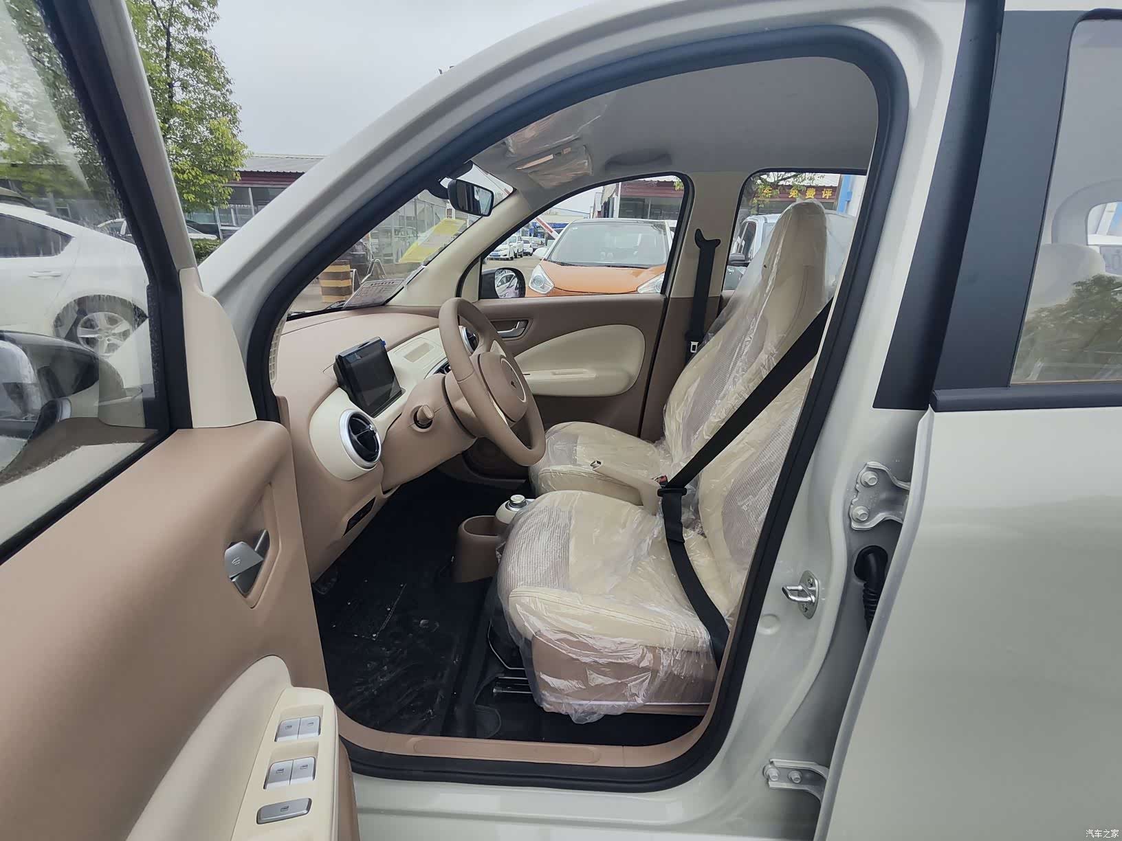 Wuling MINIEV, 2026 9