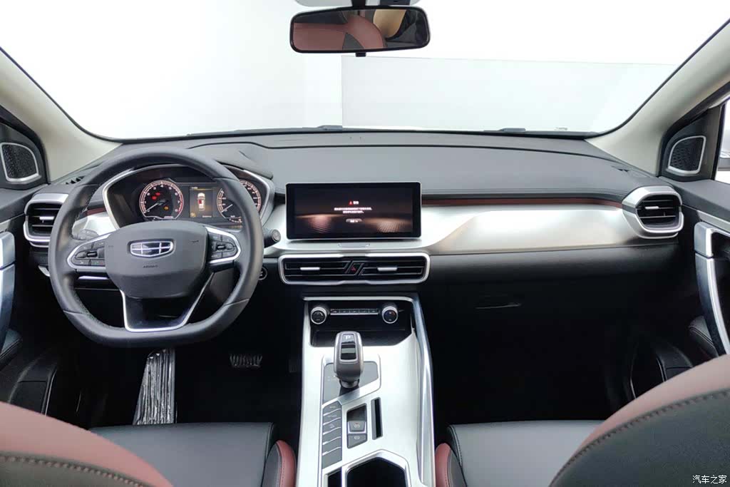 Geely Coolray, 2021 12