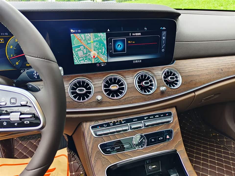 Mercedes-Benz E-class Mercedes-Benz E-class