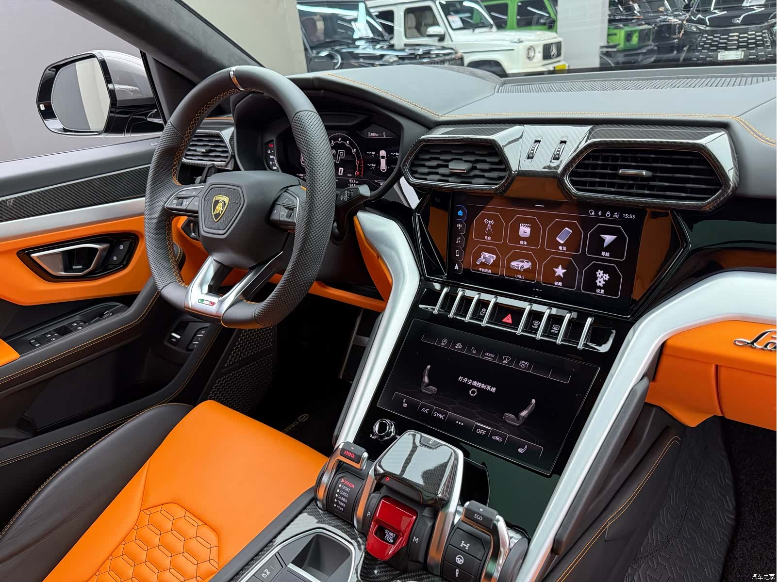 Lamborghini Urus, 2022 15