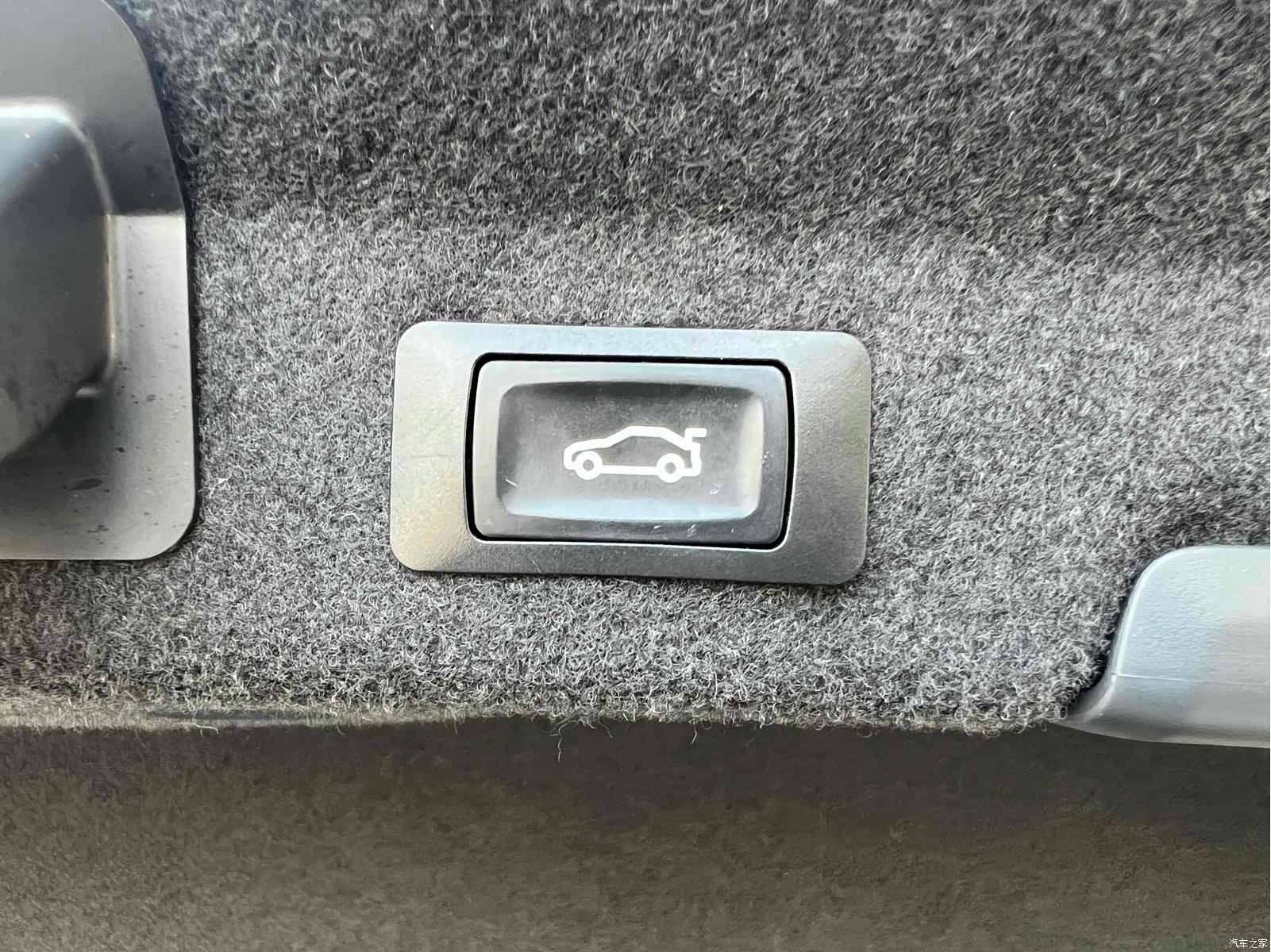 Audi A6L, 2023 4