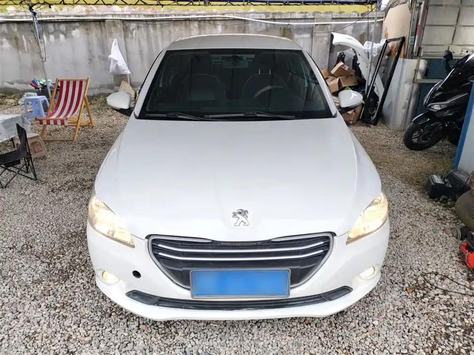 Peugeot 301