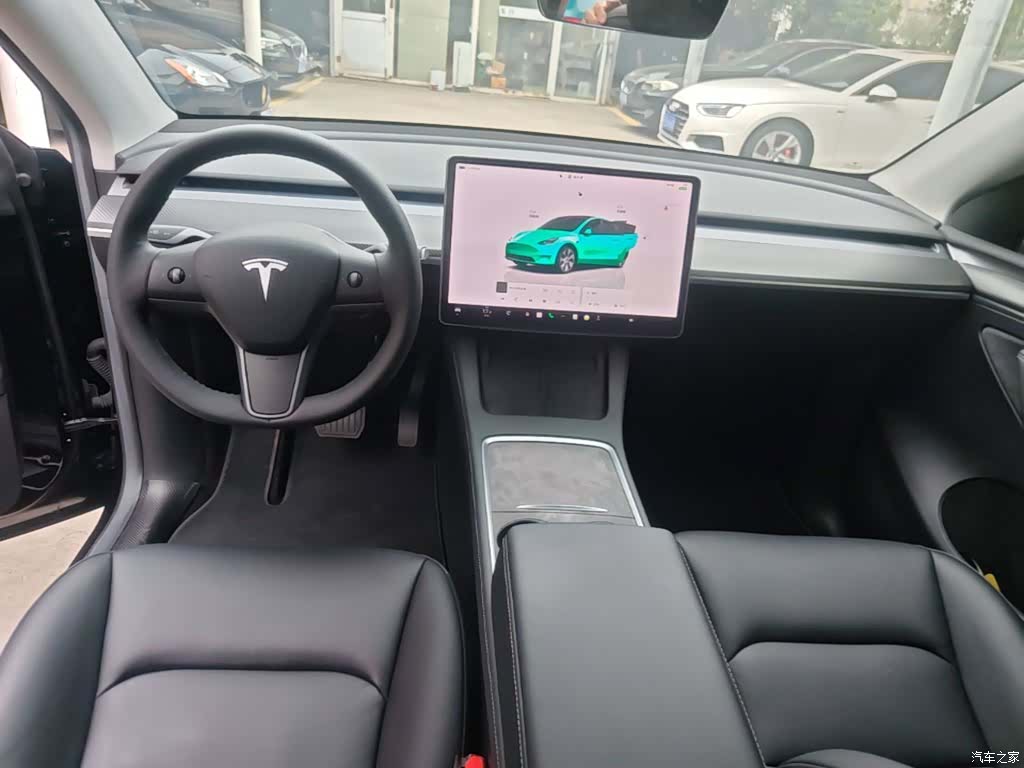 Tesla Model Y, 2022 6