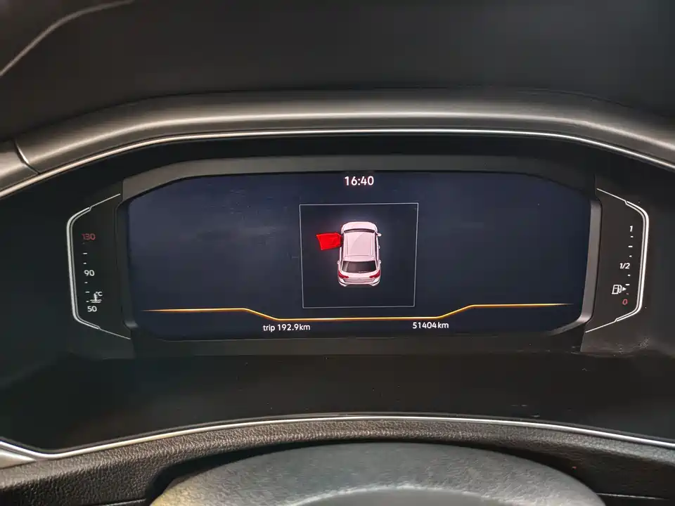 Volkswagen T-ROC exploring Songs