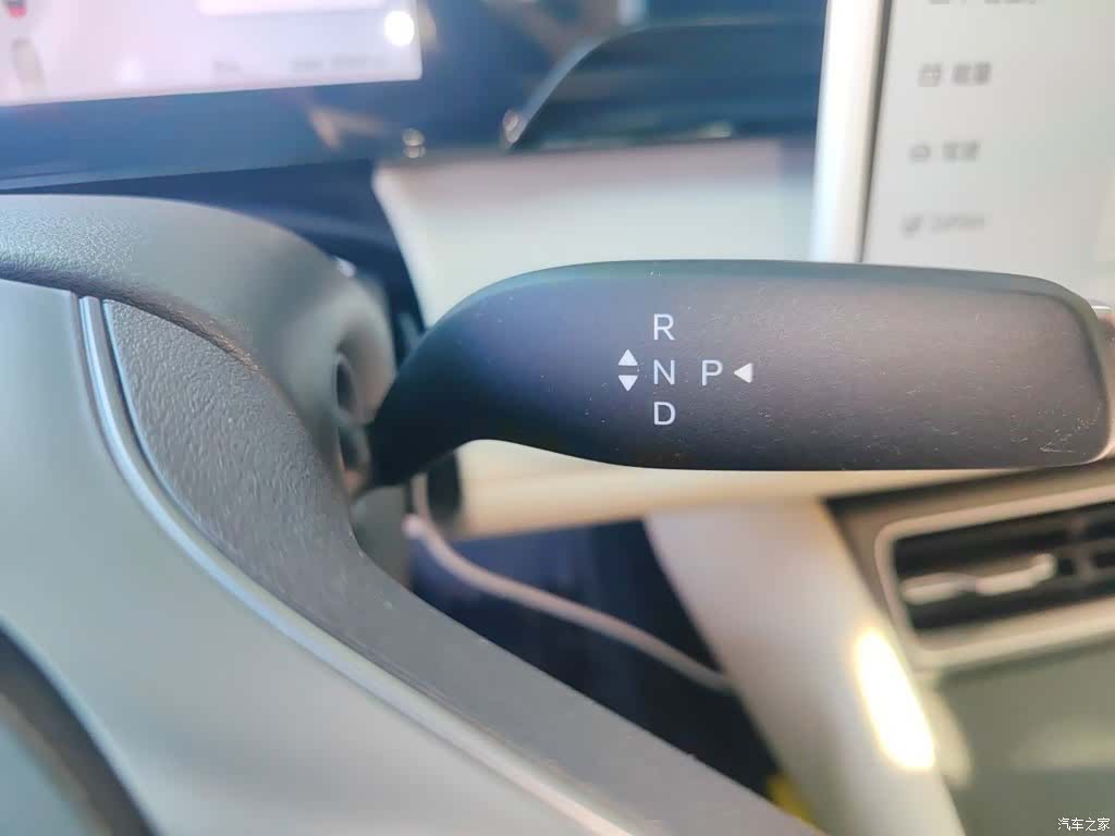 BYD Qin, 2025 10