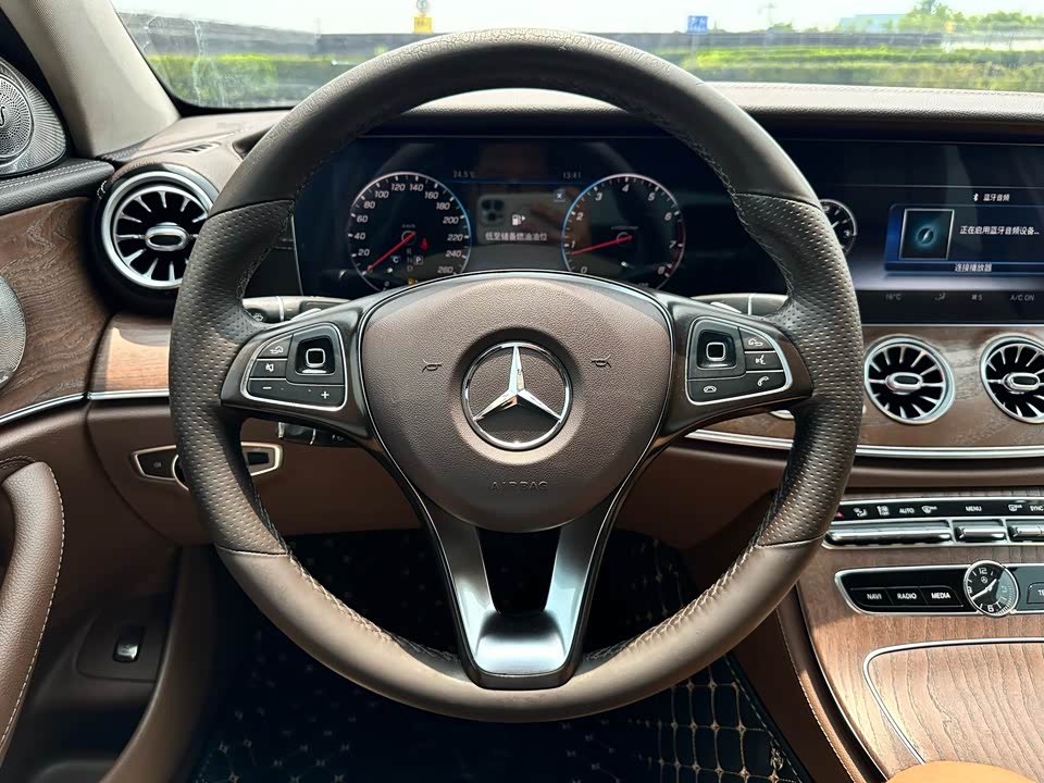 Mercedes-Benz E-class Mercedes-Benz E-class