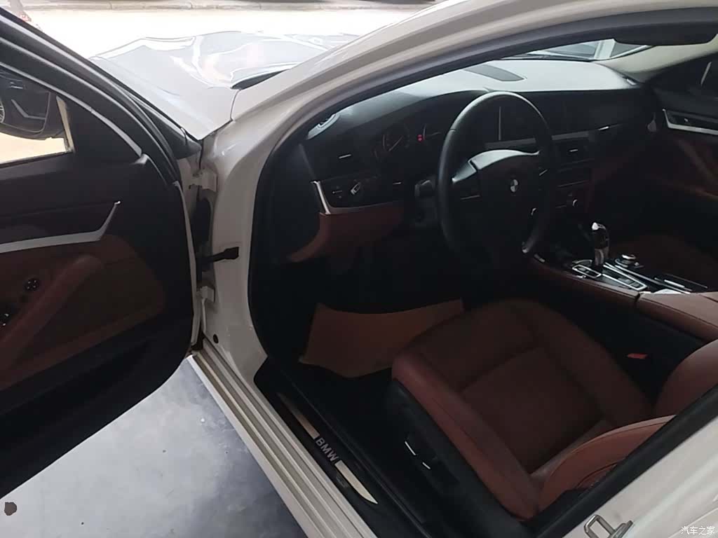 BMW 5 Series, 2016 16