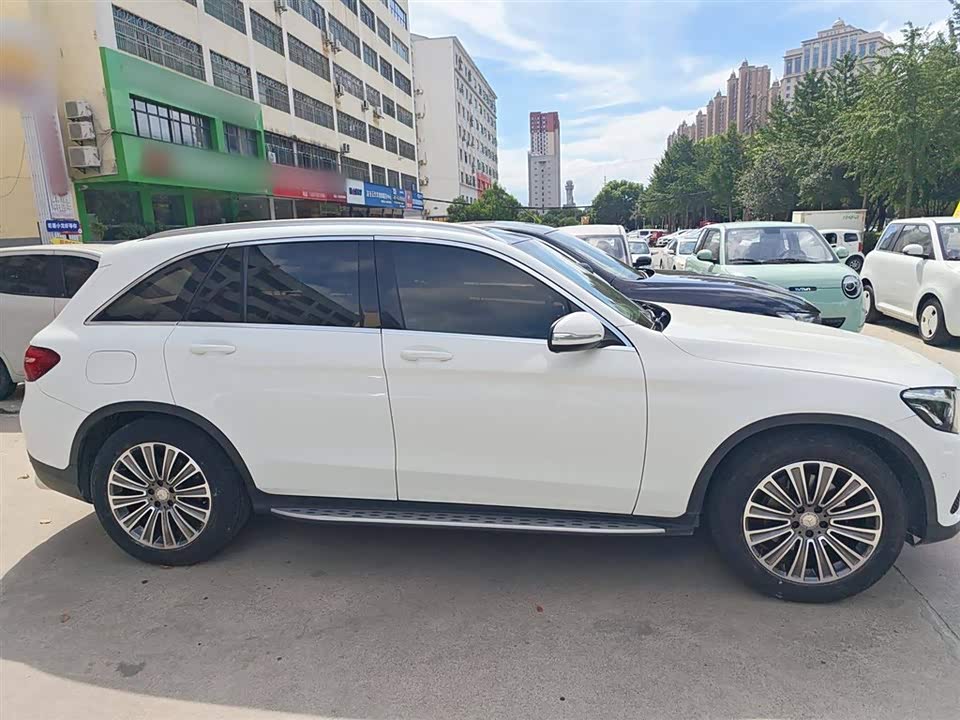 Mercedes-Benz GLC Mercedes-Benz GLC
