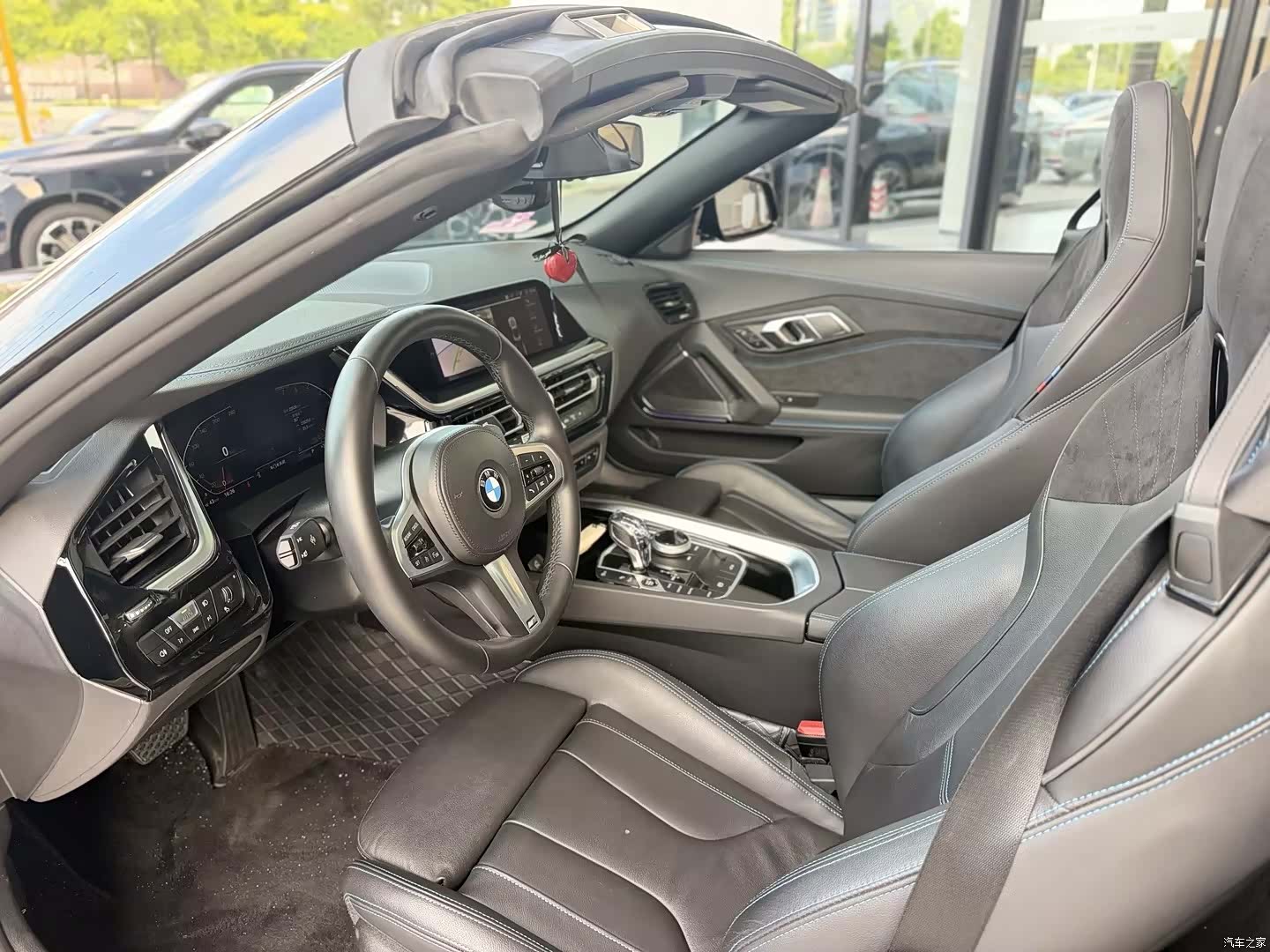 BMW Z4, 2024 8