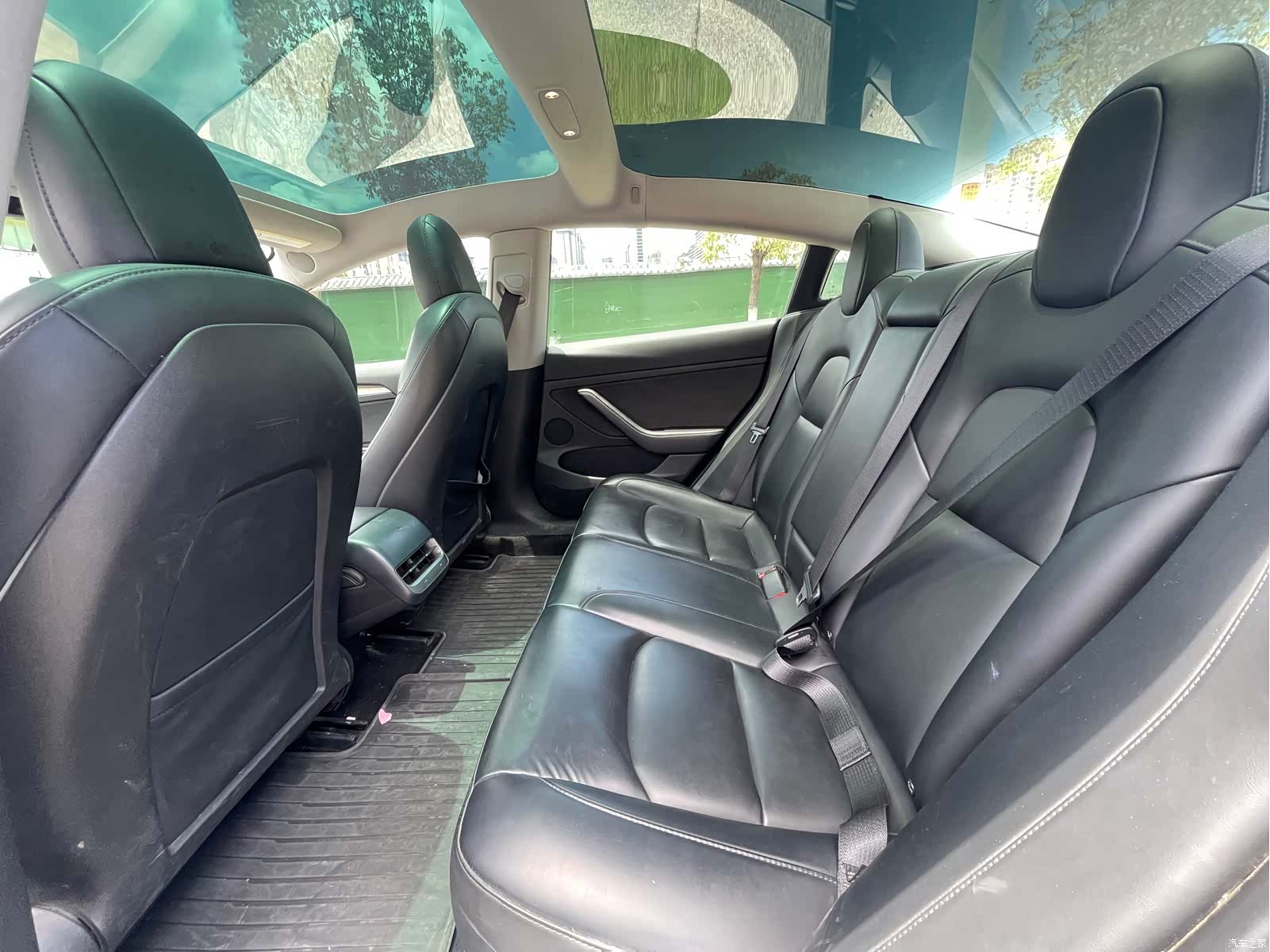 Tesla Model 3, 2021 7
