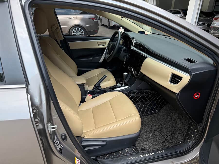 Toyota Corolla 2019, фото 10