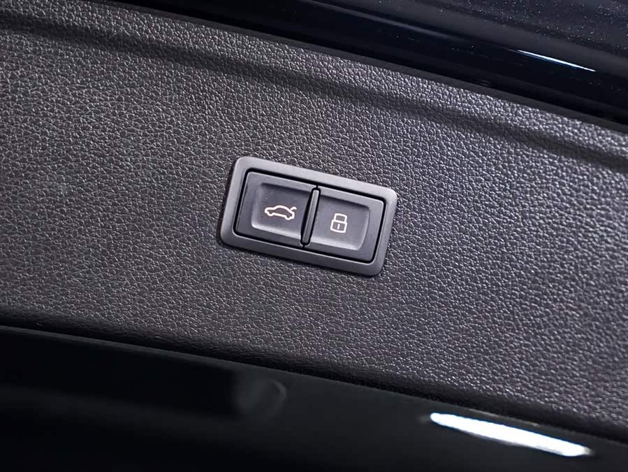 Audi Q5L 2025, фото 33