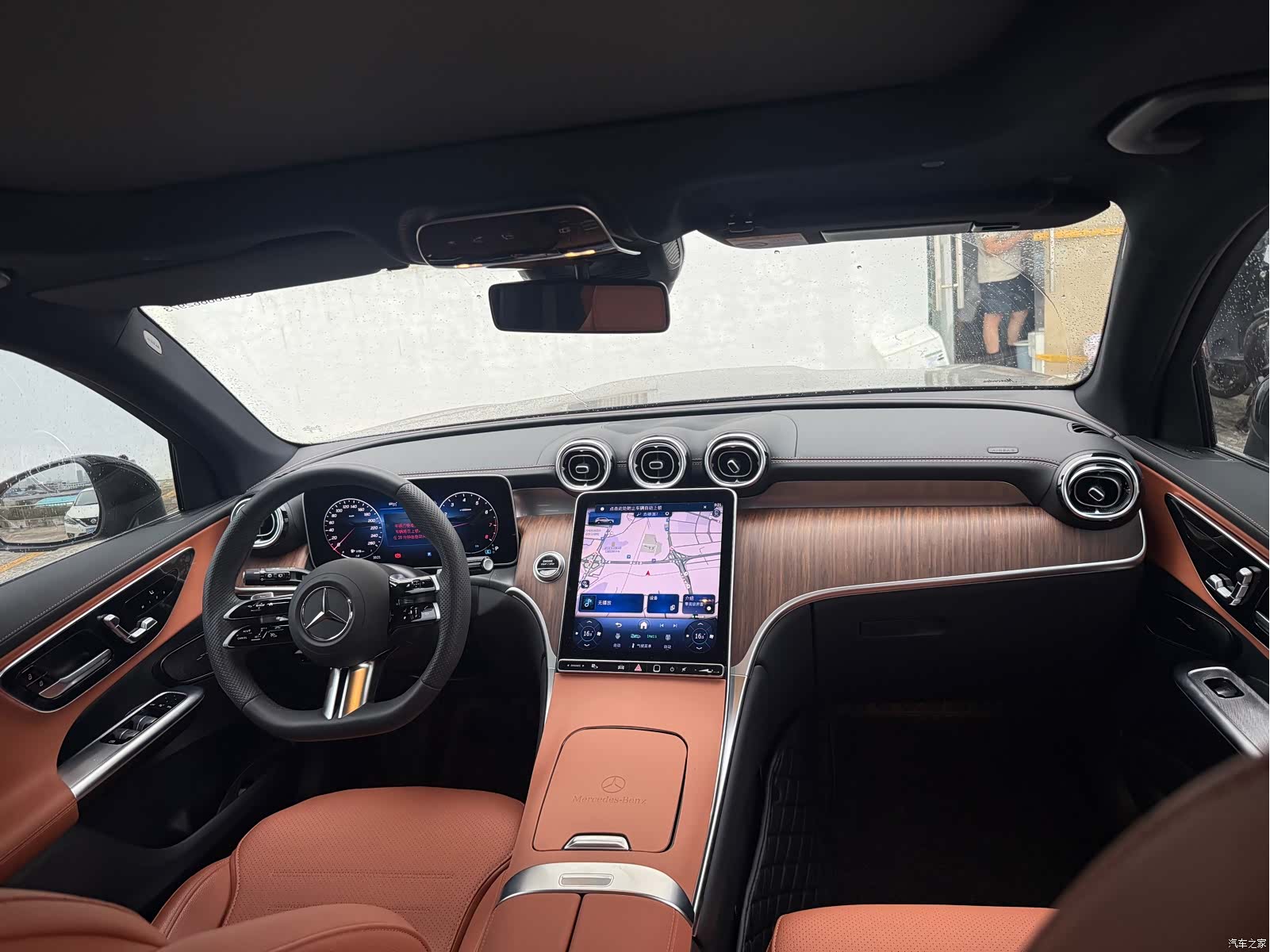 Mercedes-Benz GLC, 2025 6