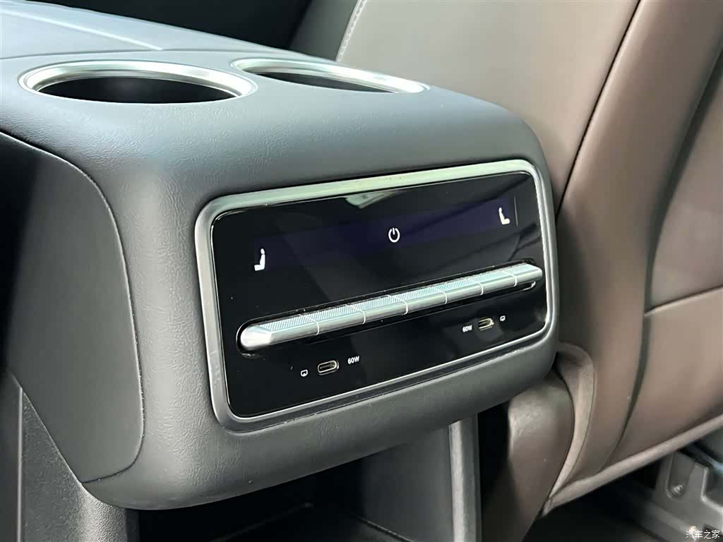 Li Auto L8, 2024 22