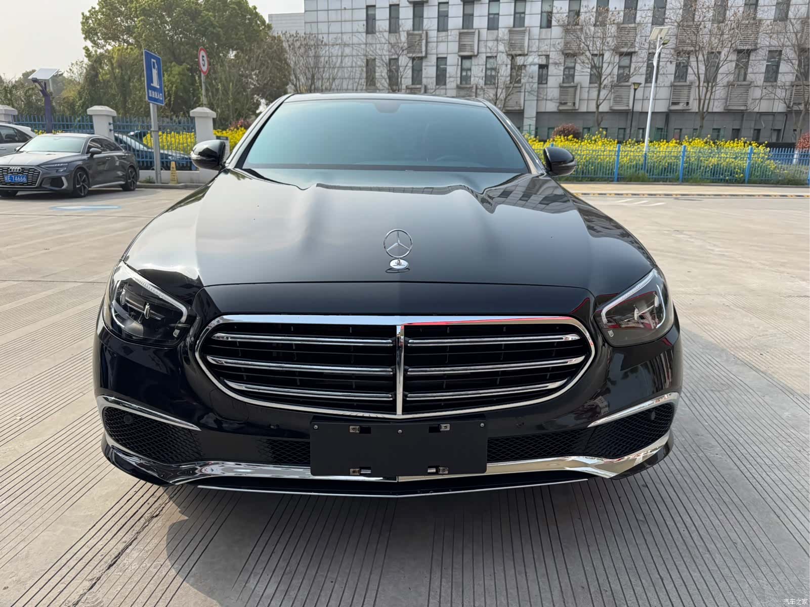 Mercedes-Benz E-Class, 2022 2