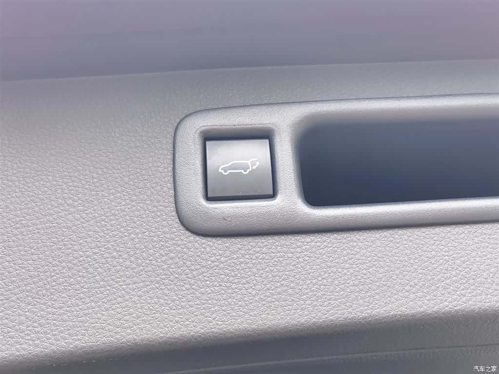 Toyota Crown, 2024 28
