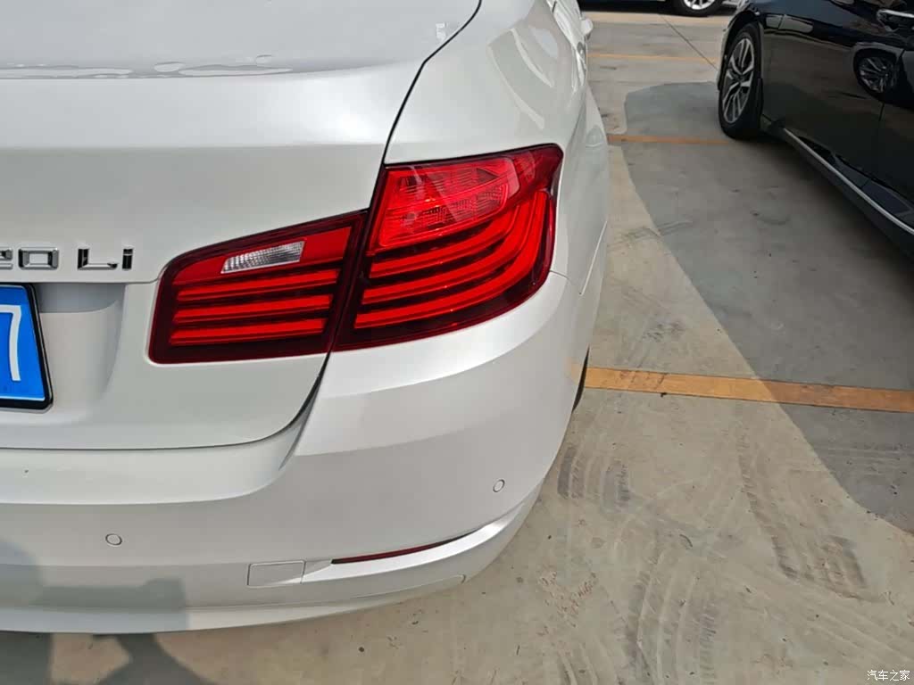 BMW 5 Series, 2017 8