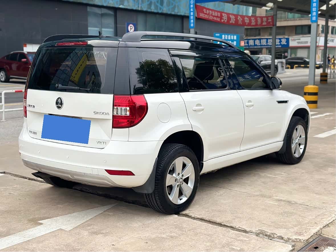Skoda Yeti, 2017 4