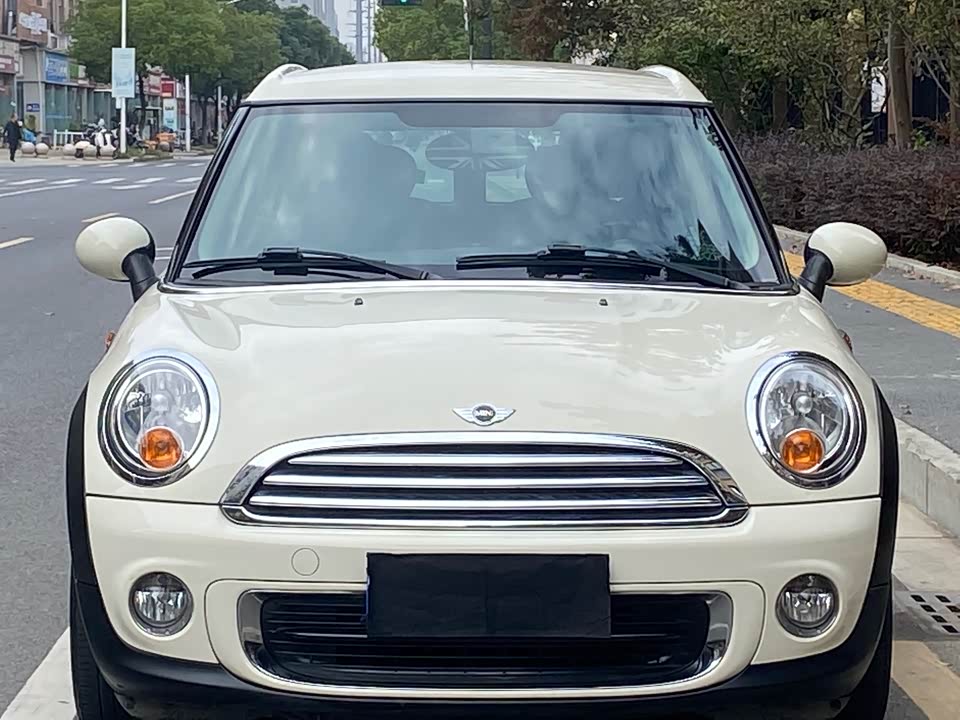MINI CLUBMAN